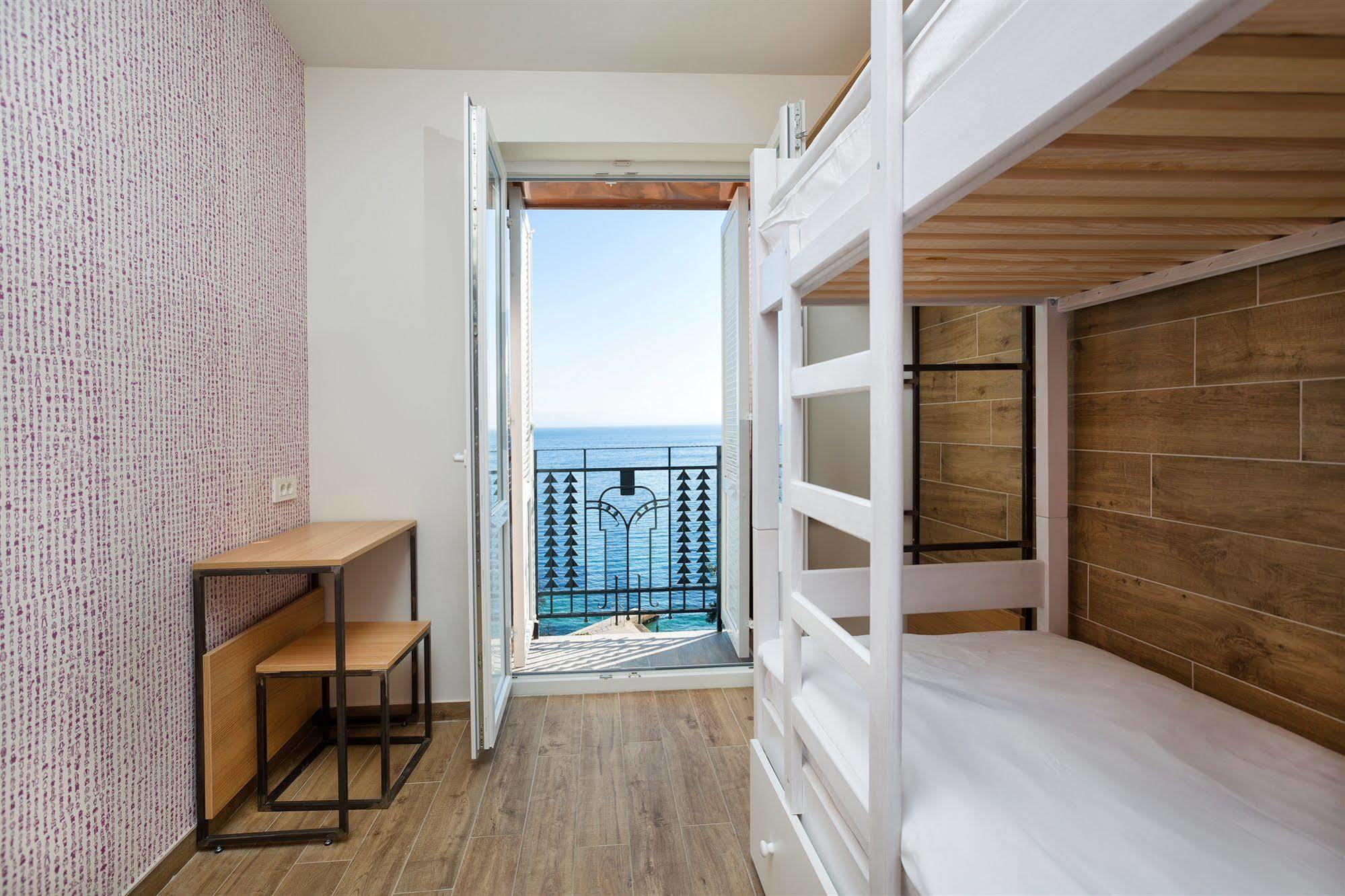 Hostel Link Lovran Eksteriør bilde